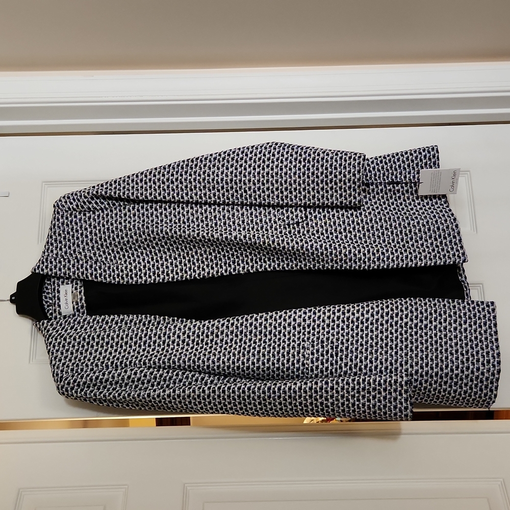 Women's 2 piece suit.